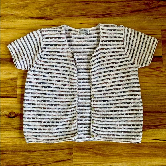 Knitty Gritty Knits Vintage Button Up T-Shirt - Picture 1 of 5